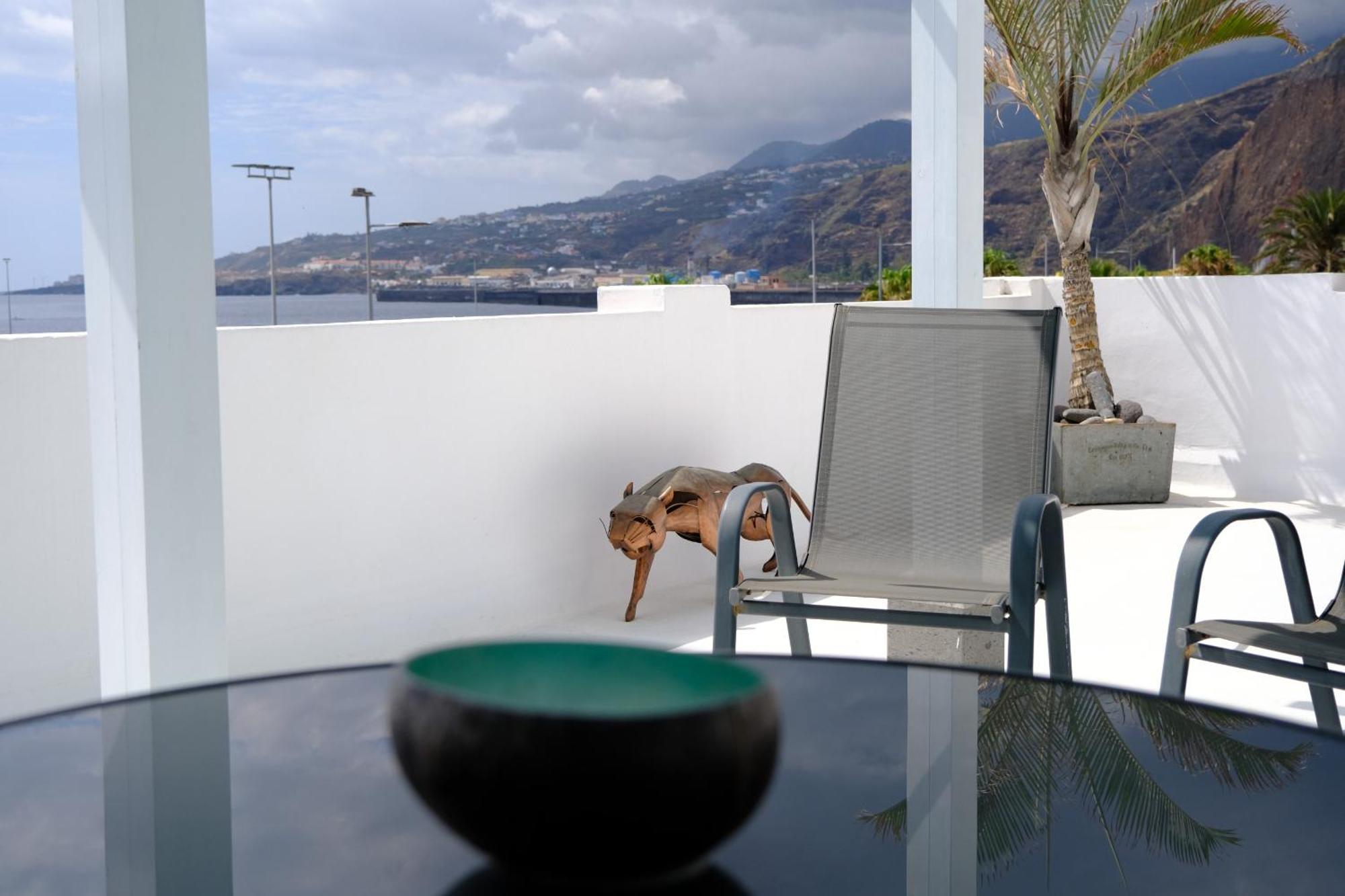 Rooftop Dreamhouse - 3Br With Seaviews Santa Cruz de la Palma  Bagian luar foto