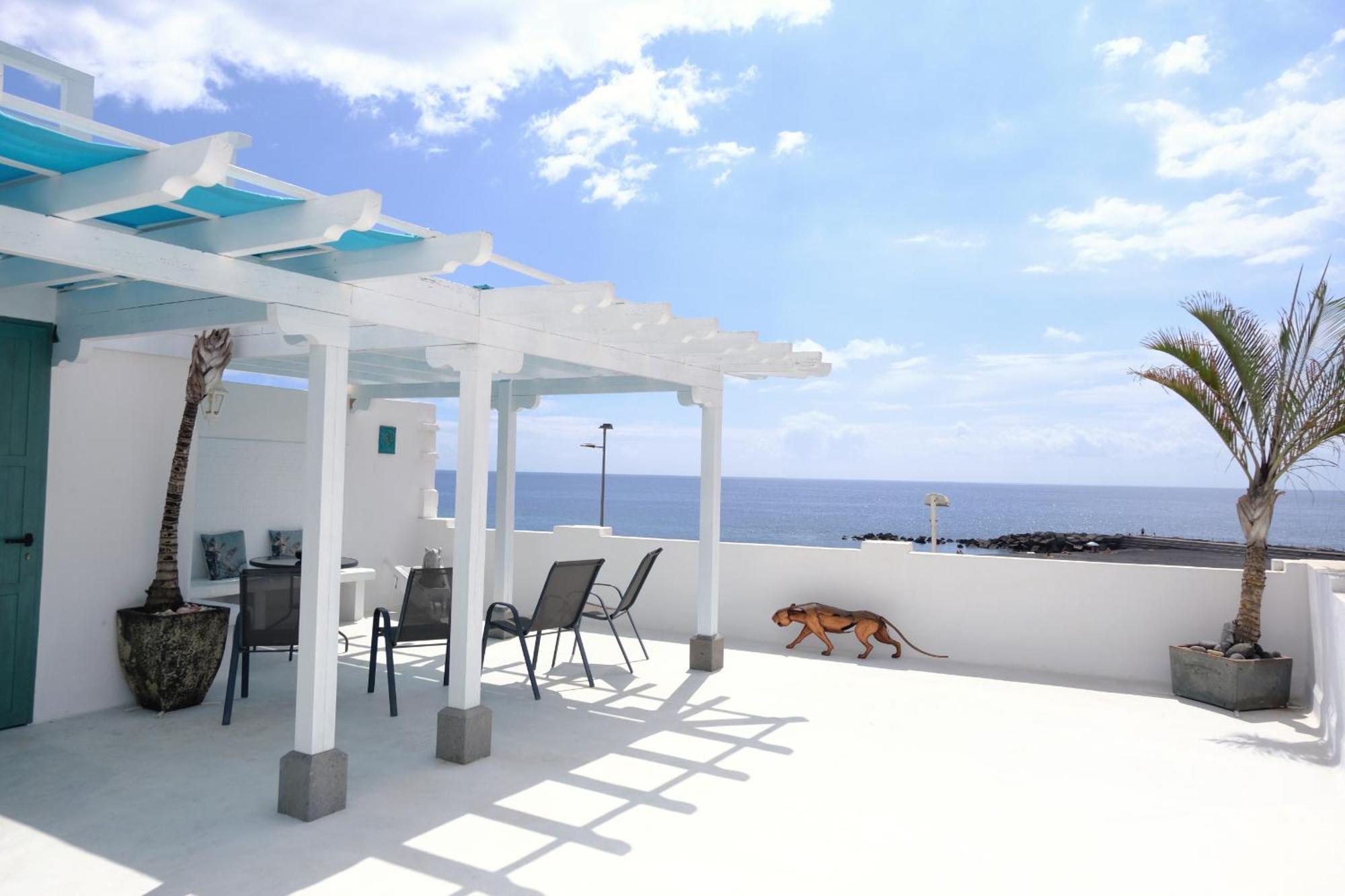 Rooftop Dreamhouse - 3Br With Seaviews Santa Cruz de la Palma  Bagian luar foto